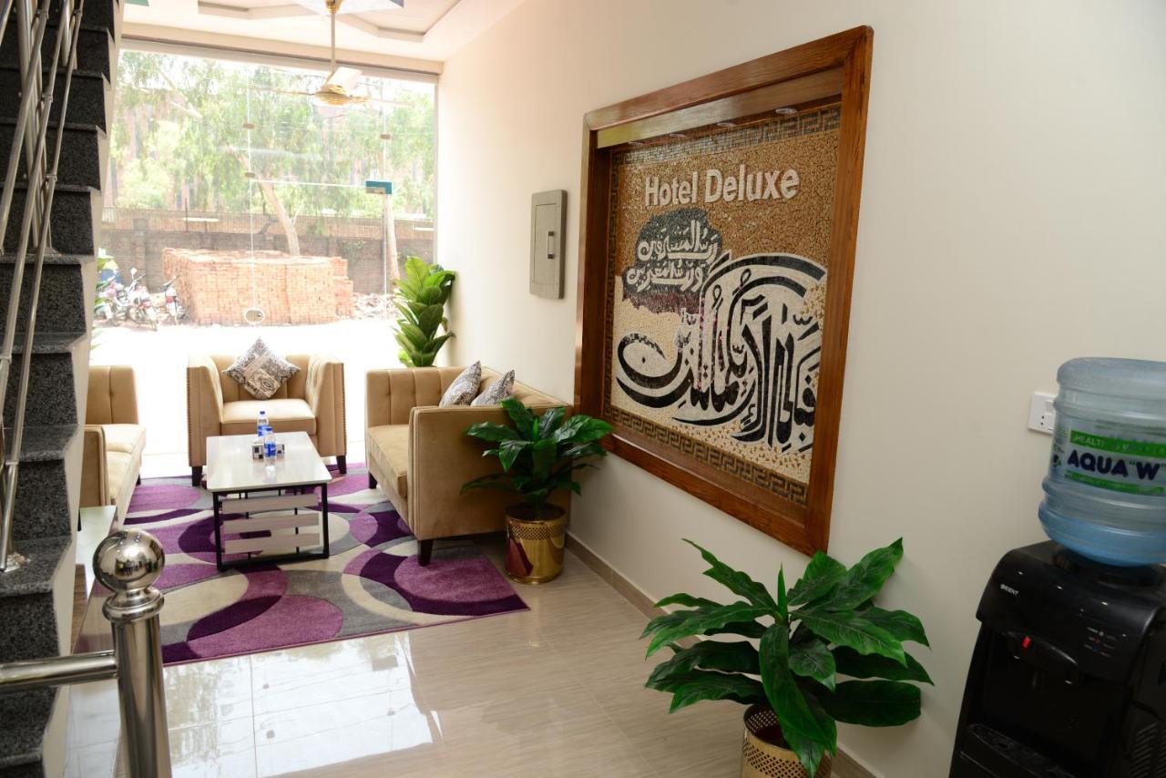 Hotel Deluxe Lahore Eksteriør billede