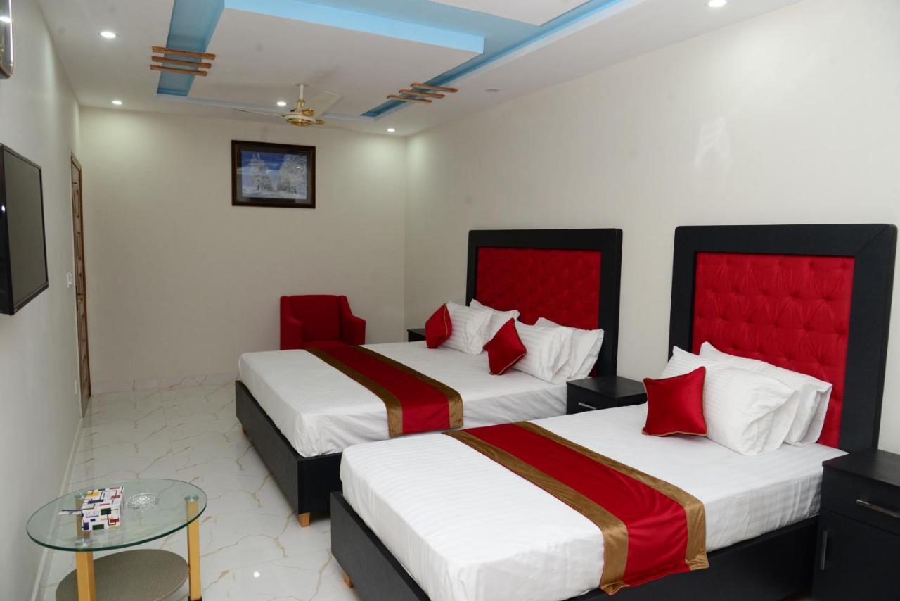 Hotel Deluxe Lahore Eksteriør billede