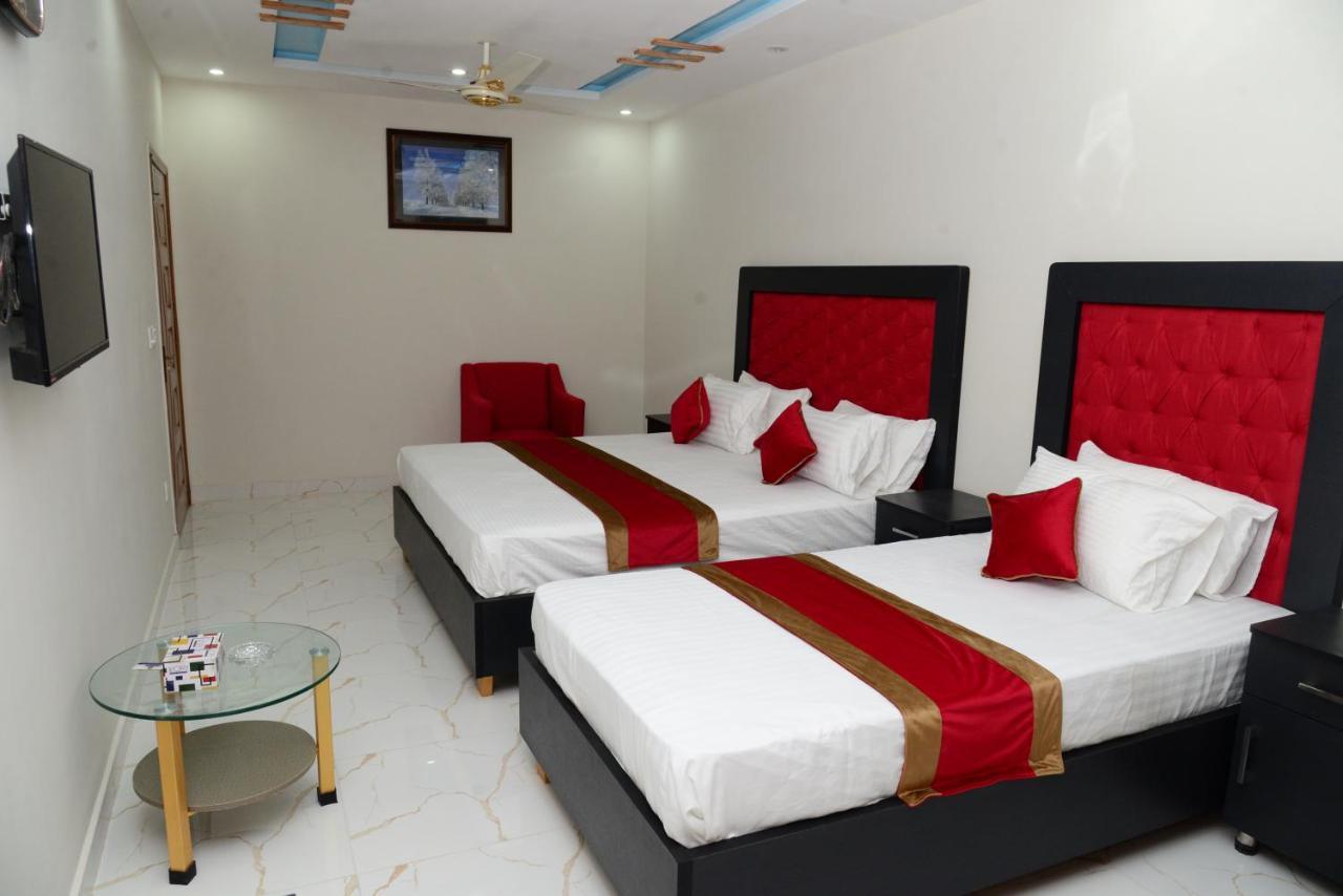 Hotel Deluxe Lahore Eksteriør billede